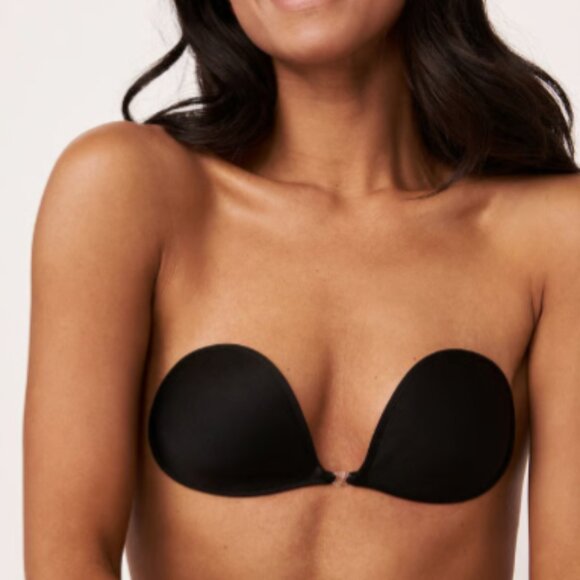 La Vie en Rose Self-adhesive Bra (Size D/ Black) - Picture 4 of 9